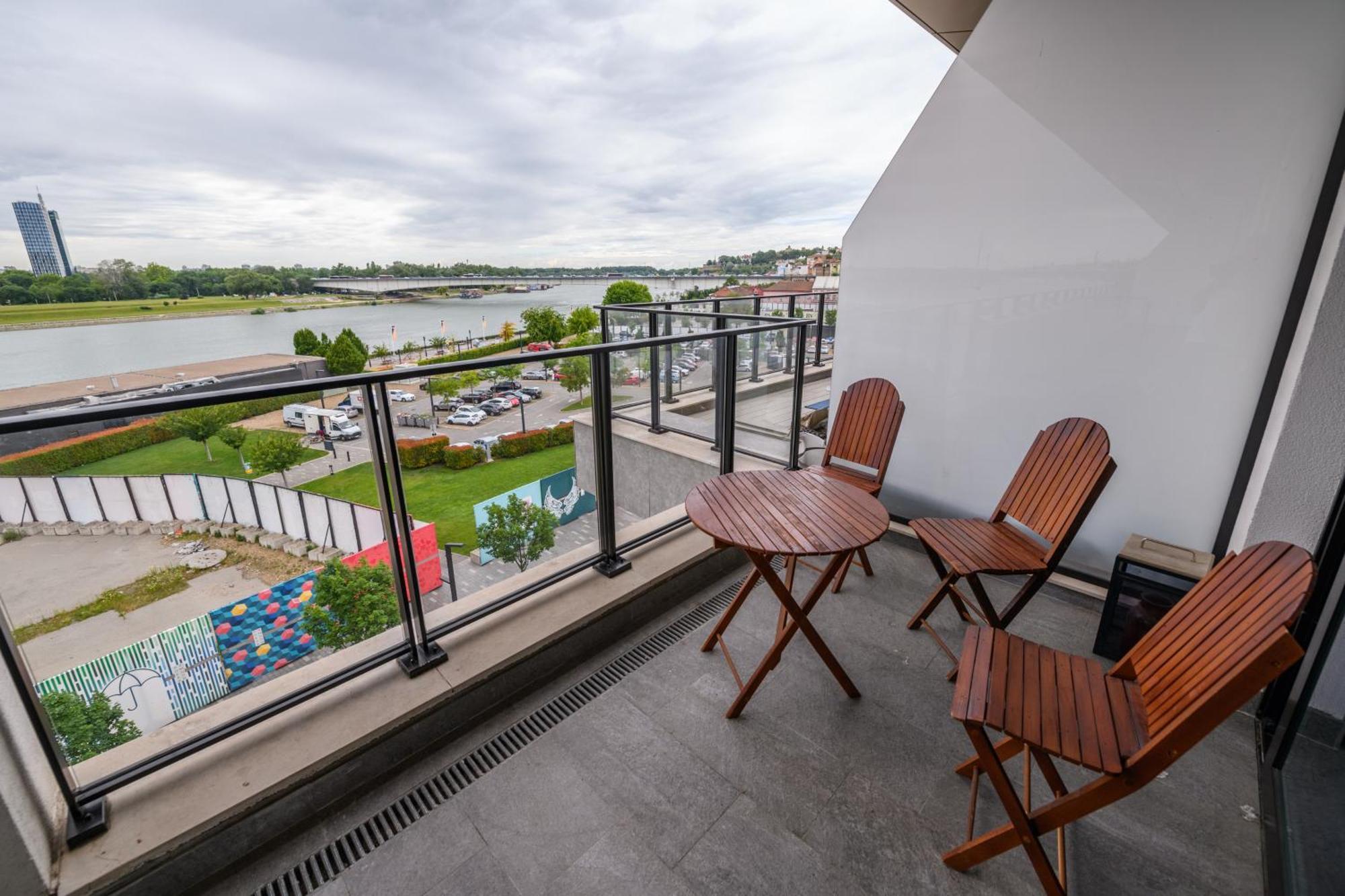 Belgrade Waterfront Residences - Beograd Na Vodi ภายนอก รูปภาพ